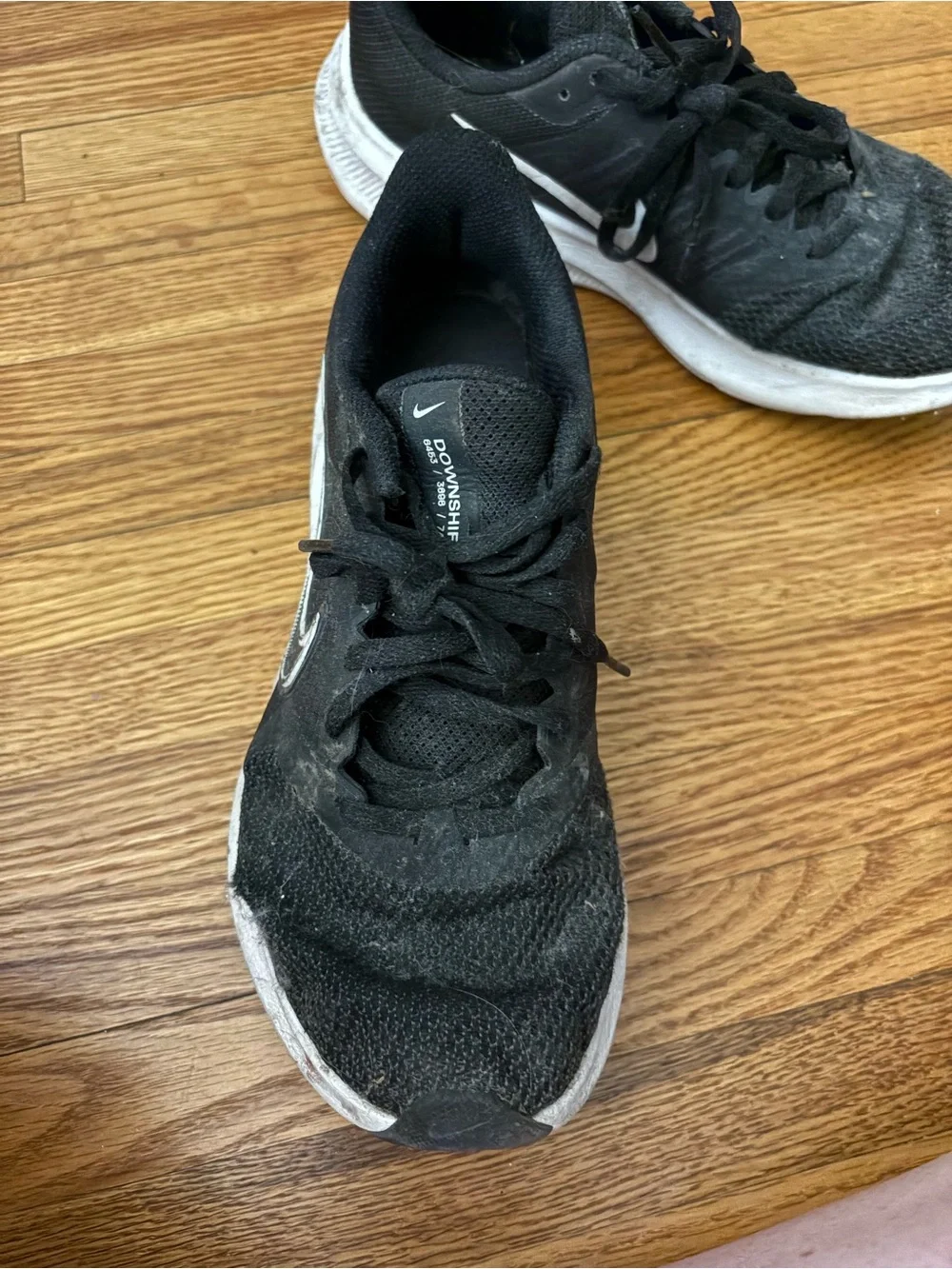 Black Nike Sneakers Size 7.5